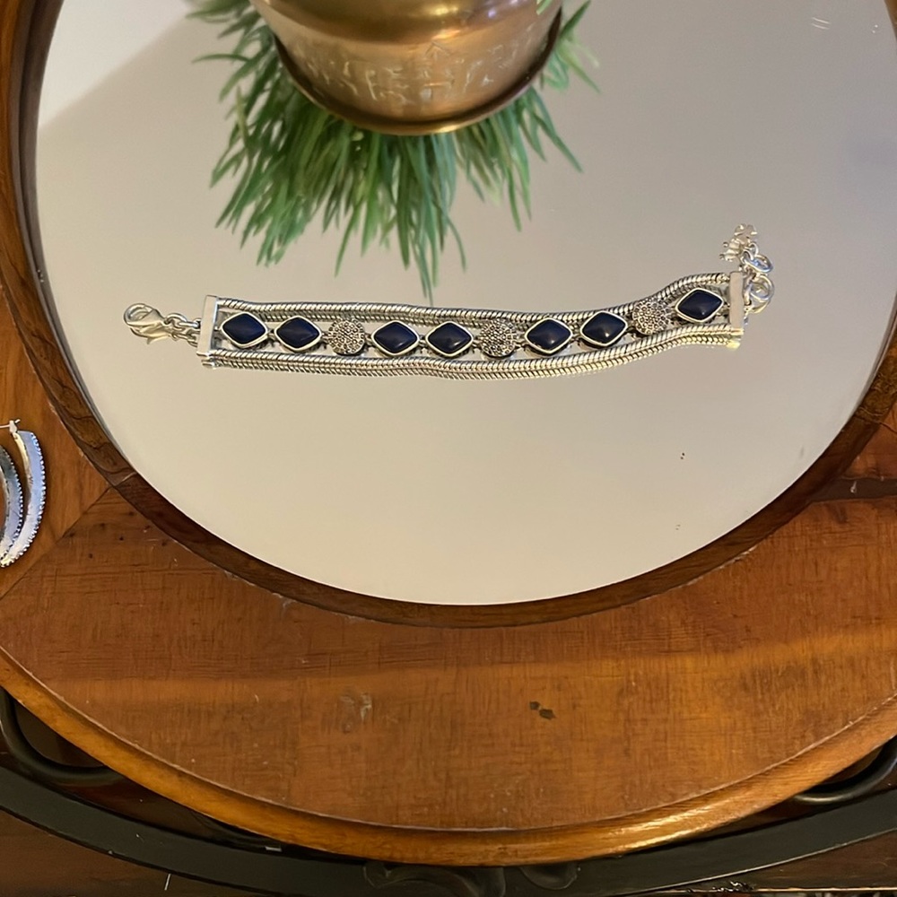NWOT Lucky brand bracelet